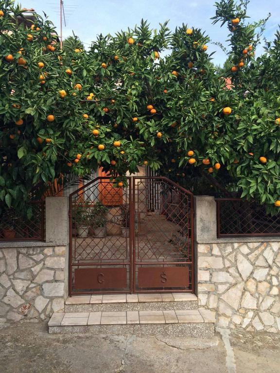 Holiday Home Leonida Єлса Екстер'єр фото